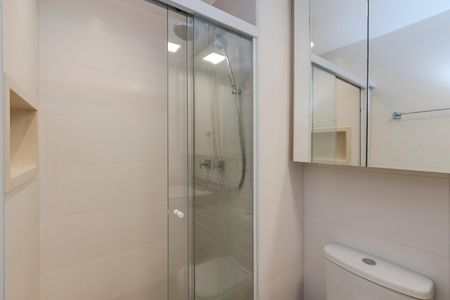 Apartamento à venda com 62m², 2 quartos e 1 vaga Apartamento à venda com 62m², 2 quartos e 1 vagaBanheiro