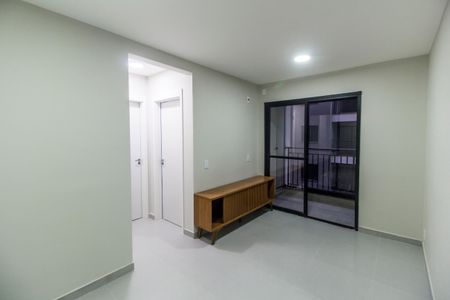 Sala  de apartamento para alugar com 2 quartos, 59m² em Jardim Maria Helena, Barueri