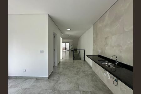 Casa de condomínio à venda com 178m², 3 quartos e 2 vagasChurrasqueira