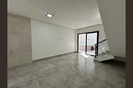 Casa de condomínio à venda com 178m², 3 quartos e 2 vagasSala