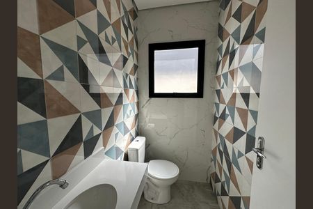 Casa de condomínio à venda com 178m², 3 quartos e 2 vagasLavabo