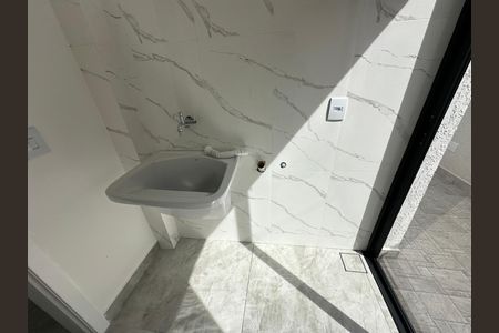 Casa de condomínio à venda com 178m², 3 quartos e 2 vagasÁrea de Serviço