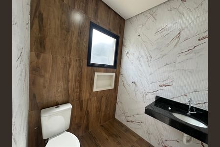 Casa de condomínio à venda com 178m², 3 quartos e 2 vagasBanheiro da Suíte 2