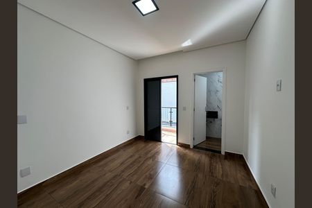 Casa de condomínio à venda com 178m², 3 quartos e 2 vagasSuíte 3