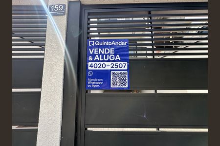 Casa de condomínio à venda com 178m², 3 quartos e 2 vagasFachada