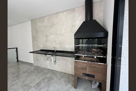Casa de condomínio à venda com 178m², 3 quartos e 2 vagasChurrasqueira