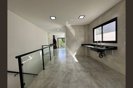 Casa de condomínio à venda com 178m², 3 quartos e 2 vagasCozinha