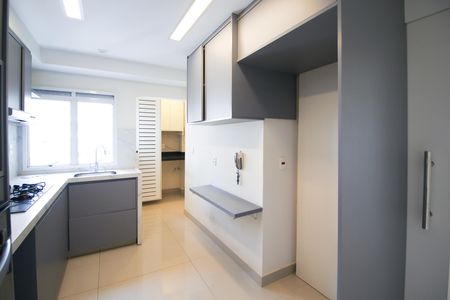 Apartamento à venda com 112m², 3 quartos e 2 vagas Apartamento à venda com 112m², 3 quartos e 2 vagasQuarto 2