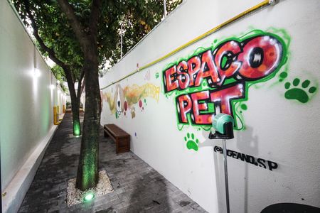 Apartamento à venda com 112m², 3 quartos e 2 vagas Apartamento à venda com 112m², 3 quartos e 2 vagasÁrea comum - Espaço Pet
