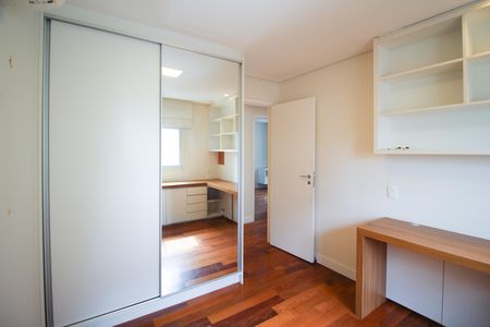 Apartamento à venda com 112m², 3 quartos e 2 vagas Apartamento à venda com 112m², 3 quartos e 2 vagasQuarto 2