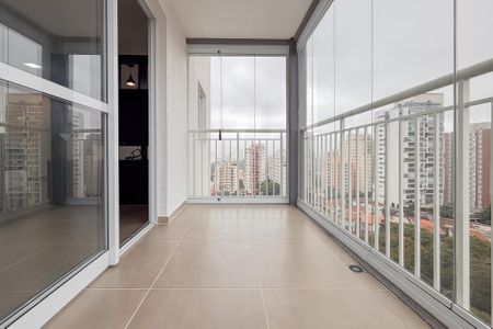 Studio à venda com 36m², 1 quarto e sem vaga Studio à venda com 36m², 1 quarto e sem vagaVaranda