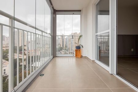 Studio à venda com 36m², 1 quarto e sem vaga Studio à venda com 36m², 1 quarto e sem vagaVaranda