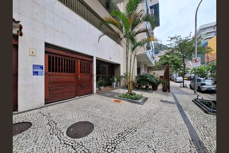 Apartamento para alugar com 90m², 2 quartos e 2 vagasFachada 