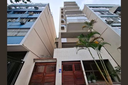 Apartamento para alugar com 90m², 2 quartos e 2 vagasFachada 