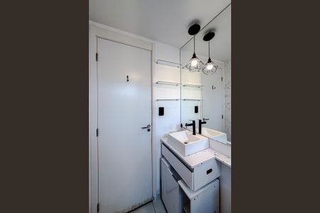 Apartamento para alugar com 35m², 1 quarto e sem vaga Apartamento para alugar com 35m², 1 quarto e sem vagaBanheiro