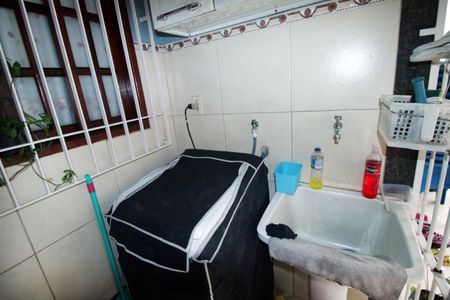 Casa à venda com 204m², 2 quartos e 1 vagaÁrea de Serviço