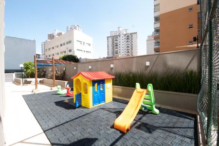 Apartamento à venda com 86m², 2 quartos e 2 vagas Apartamento à venda com 86m², 2 quartos e 2 vagasÁrea comum - Playground