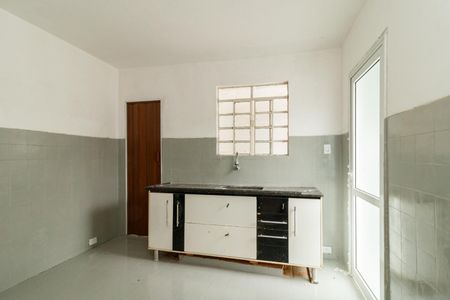 Cozinha de casa para alugar com 1 quarto, 60m² em Vila Maria Alta, São Paulo