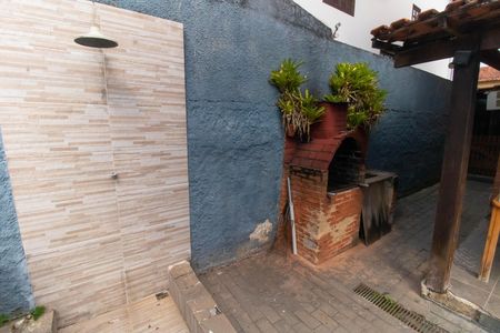 Casa à venda com 360m², 3 quartos e 2 vagas Casa à venda com 360m², 3 quartos e 2 vagasÁrea externa