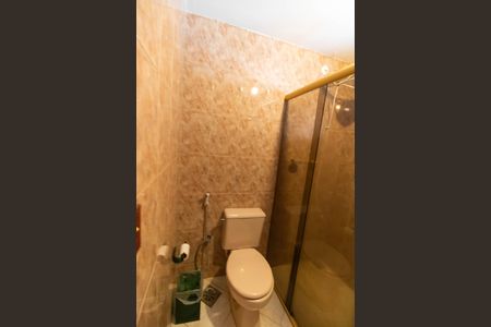 Casa à venda com 360m², 3 quartos e 2 vagas Casa à venda com 360m², 3 quartos e 2 vagasBanheiro Social