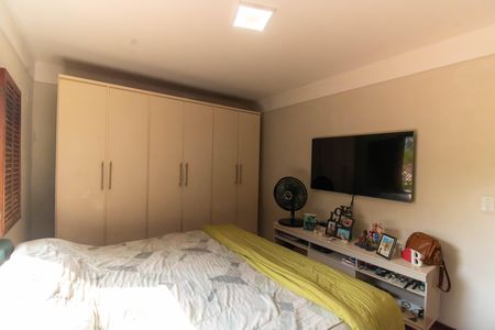 Casa à venda com 360m², 3 quartos e 2 vagas Casa à venda com 360m², 3 quartos e 2 vagasSuíte 1