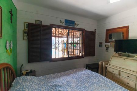 Casa à venda com 360m², 3 quartos e 2 vagas Casa à venda com 360m², 3 quartos e 2 vagasQuarto