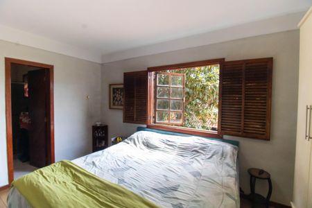 Casa à venda com 360m², 3 quartos e 2 vagas Casa à venda com 360m², 3 quartos e 2 vagasSuíte 1