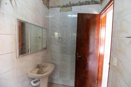Casa à venda com 360m², 3 quartos e 2 vagas Casa à venda com 360m², 3 quartos e 2 vagasBanheiro de serviço