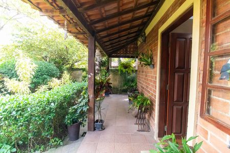 Casa à venda com 360m², 3 quartos e 2 vagas Casa à venda com 360m², 3 quartos e 2 vagasVaranda da Sala