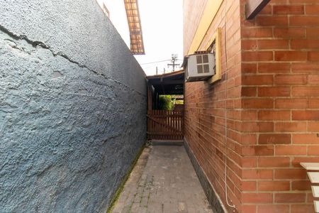 Casa à venda com 360m², 3 quartos e 2 vagas Casa à venda com 360m², 3 quartos e 2 vagasÁrea externa