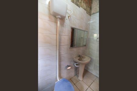 Casa à venda com 360m², 3 quartos e 2 vagas Casa à venda com 360m², 3 quartos e 2 vagasBanheiro de serviço