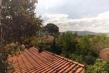 Casa à venda com 360m², 3 quartos e 2 vagas Casa à venda com 360m², 3 quartos e 2 vagasVista da Suíte 1