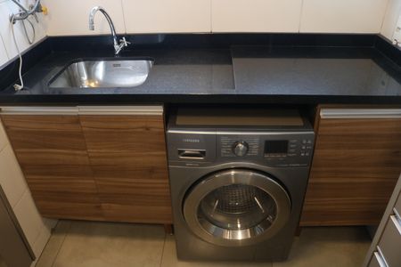 Apartamento para alugar com 93m², 2 quartos e 1 vagaCozinha