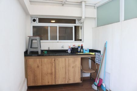 Apartamento para alugar com 93m², 2 quartos e 1 vagaÁrea de Serviço