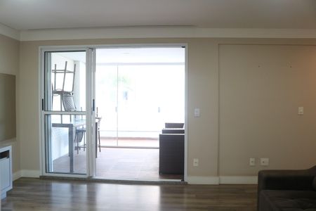 Apartamento para alugar com 93m², 2 quartos e 1 vagaSala