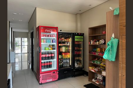 Apartamento para alugar com 93m², 2 quartos e 1 vagaMinimercado