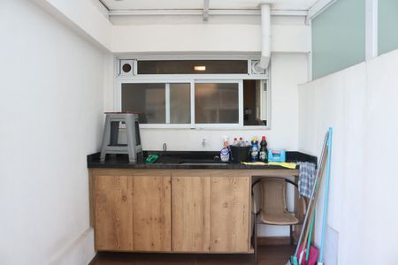 Apartamento para alugar com 93m², 2 quartos e 1 vagaÁrea de Serviço