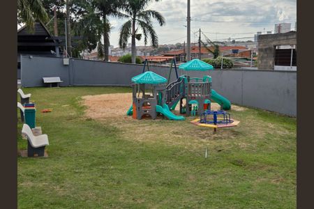 Casa de condomínio para alugar com 200m², 3 quartos e 2 vagasÁrea comum - Playground