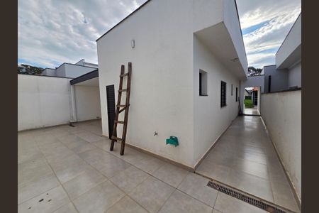 Casa de condomínio para alugar com 200m², 3 quartos e 2 vagasQuintal