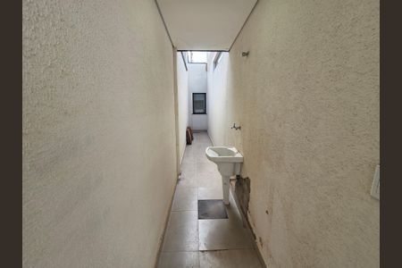 Casa de condomínio para alugar com 200m², 3 quartos e 2 vagasLavanderia