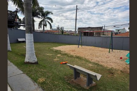 Casa de condomínio para alugar com 200m², 3 quartos e 2 vagasÁrea comum - Playground