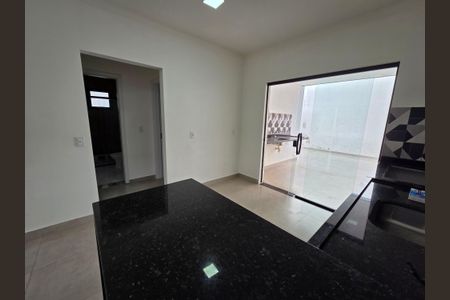 Casa de condomínio para alugar com 200m², 3 quartos e 2 vagasCozinha