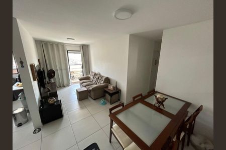 Sala de apartamento à venda com 2 quartos, 67m² em Barra Olímpica, Rio de Janeiro