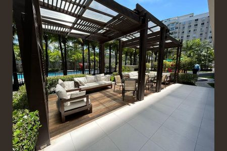 Apartamento à venda com 67m², 2 quartos e 1 vaga Apartamento à venda com 67m², 2 quartos e 1 vagaÁrea externa