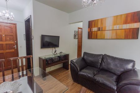 Sala de apartamento para alugar com 3 quartos, 50m² em Fernão Dias, Belo Horizonte