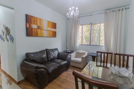 Sala de apartamento para alugar com 3 quartos, 50m² em Fernão Dias, Belo Horizonte