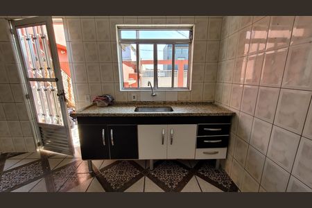 Casa para alugar com 38m², 1 quarto e 1 vaga Casa para alugar com 38m², 1 quarto e 1 vagaCozinha