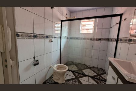 Casa para alugar com 38m², 1 quarto e 1 vaga Casa para alugar com 38m², 1 quarto e 1 vagaBanheiro