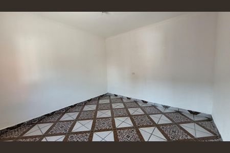 Quarto de casa para alugar com 1 quarto, 38m² em Vila Virginia, Itaquaquecetuba