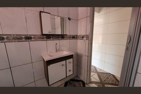 Casa para alugar com 38m², 1 quarto e 1 vaga Casa para alugar com 38m², 1 quarto e 1 vagaBanheiro